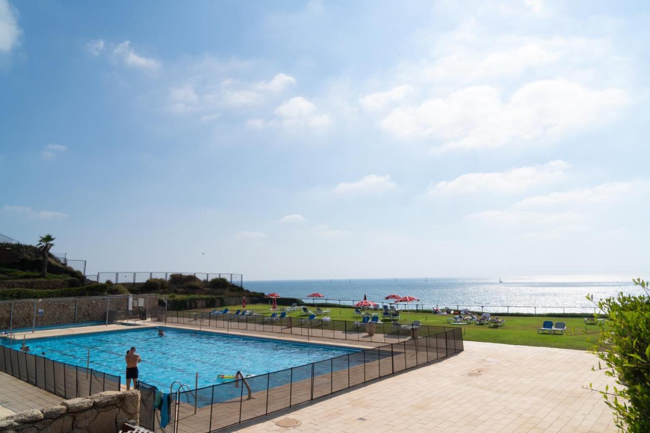 Sea View Stylish 1Br With Balcony By Beachfront Stay Herzelia Exteriér fotografie